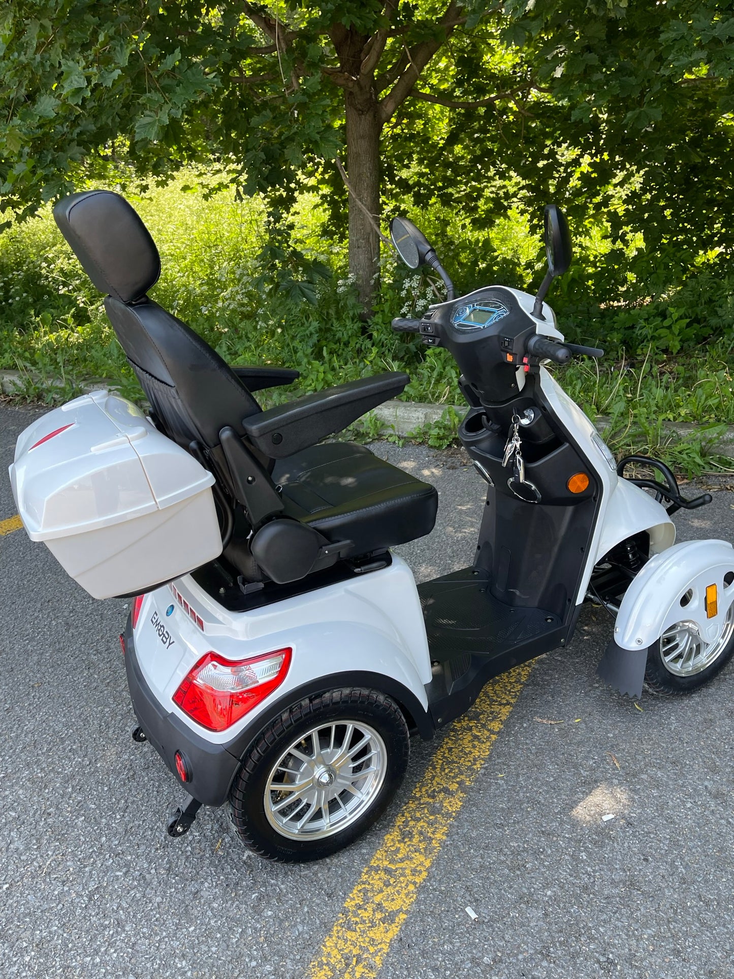 Scooter Emoby V500