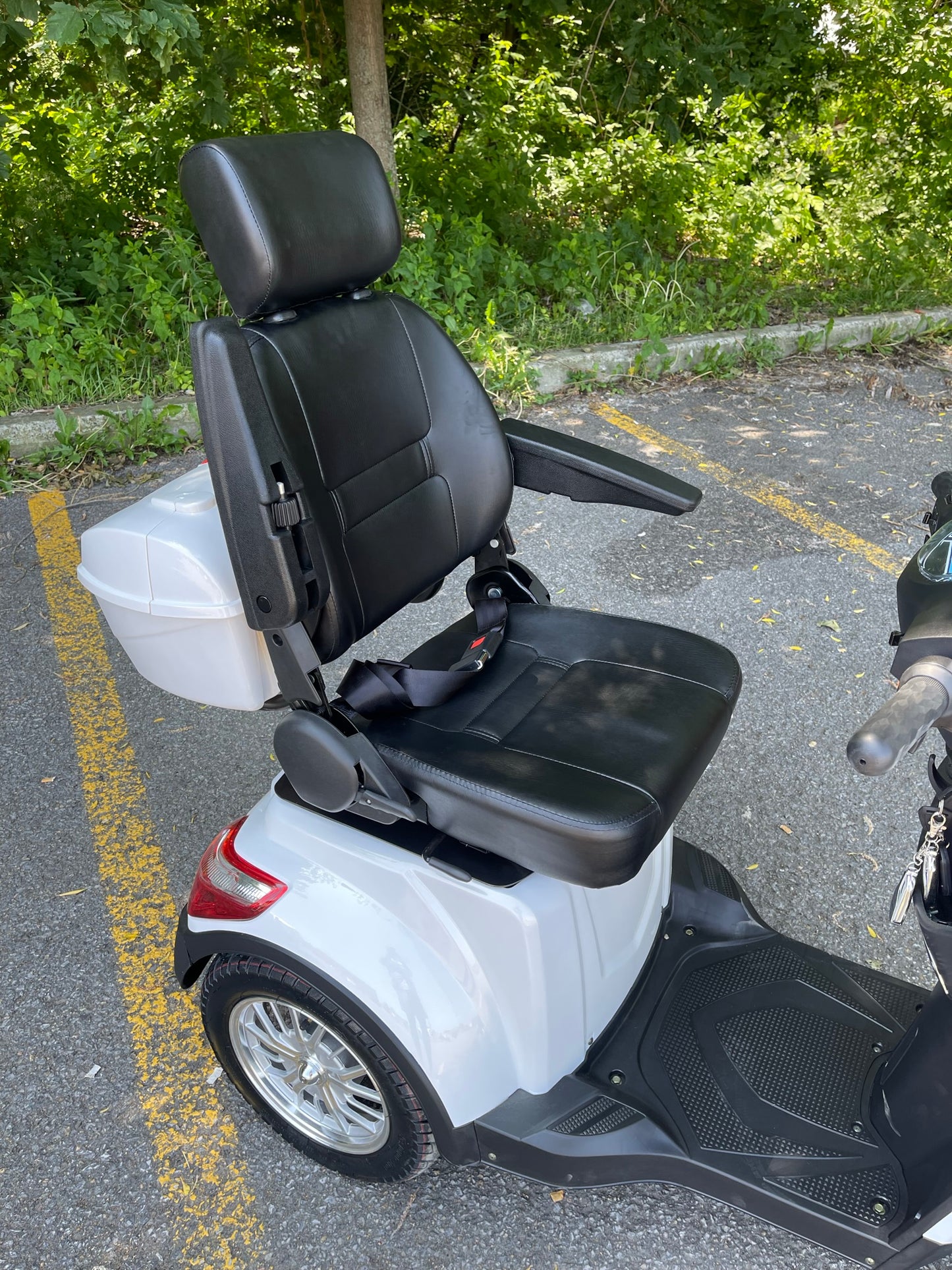 Scooter Emoby V500