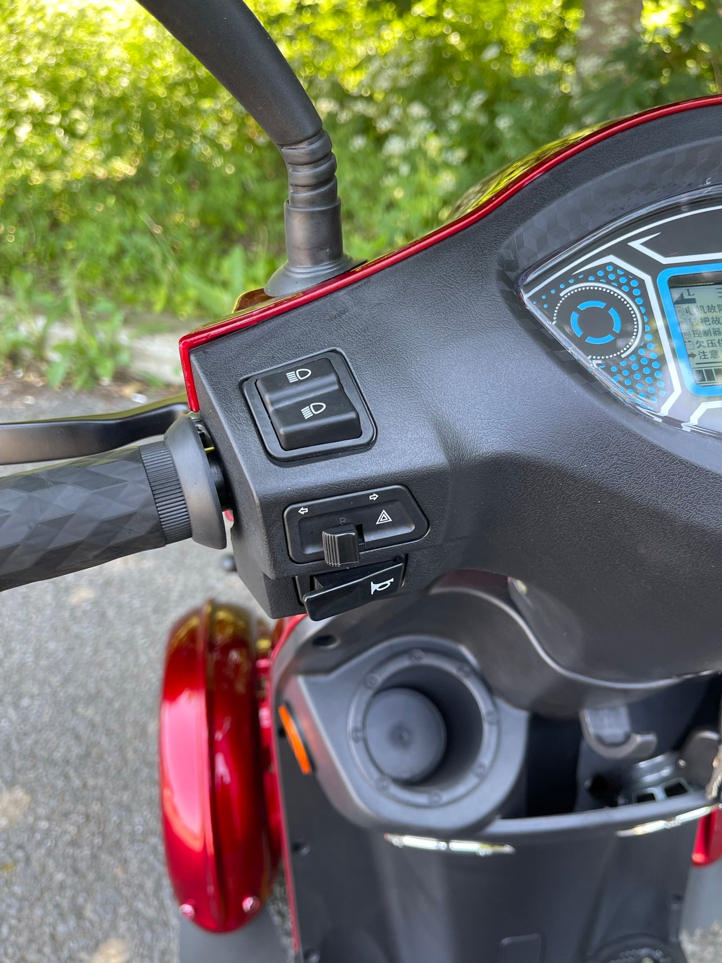 Scooter Emoby V500