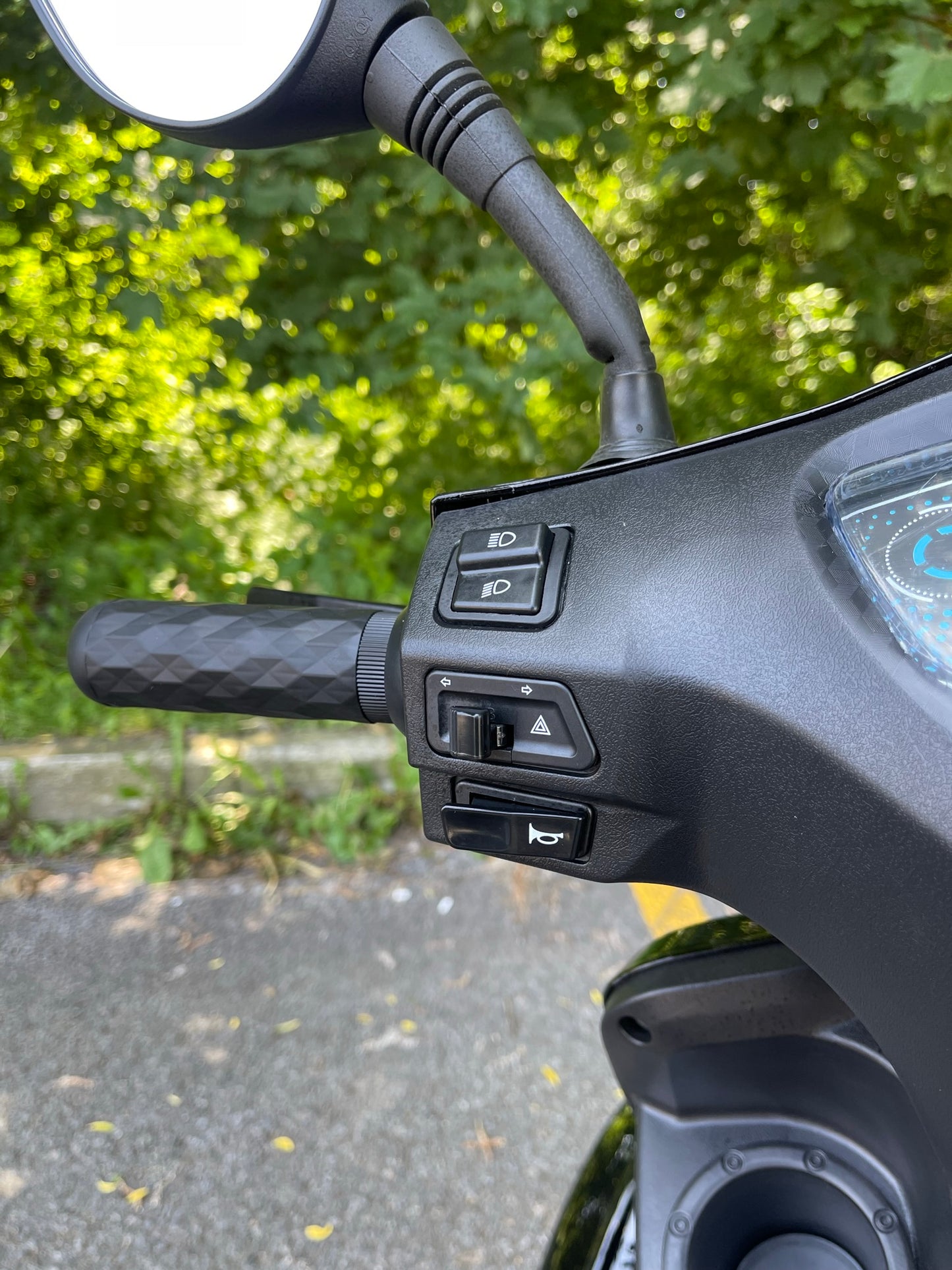 Scooter Emoby V500